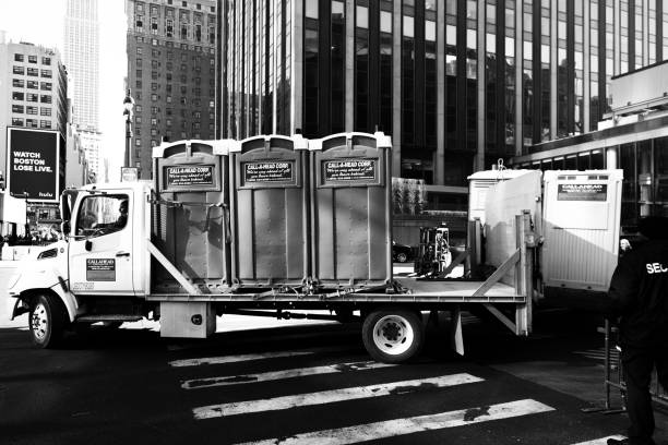 Affordable portable toilet rental in Wayzata, MN