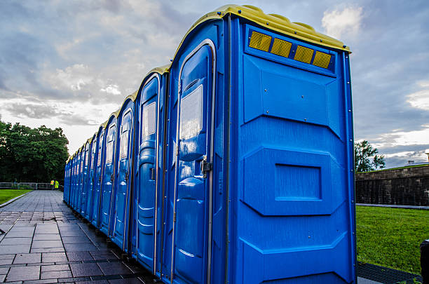 Best Portable restroom trailer rental  in Wayzata, MN
